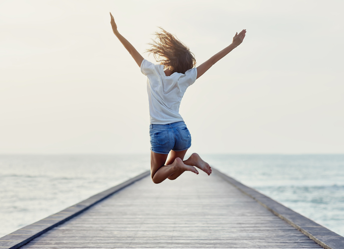 笑顔で前向きな気持ちに（写真:iStock）