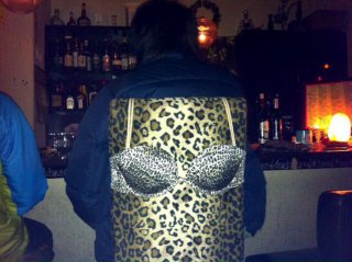 出会い編<2>ヘイ！ 48歳年上のひろしにノーブラの挑戦状