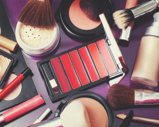 “愛人顔”と呼ばれる女の顔の特徴…派手なワケじゃないのに