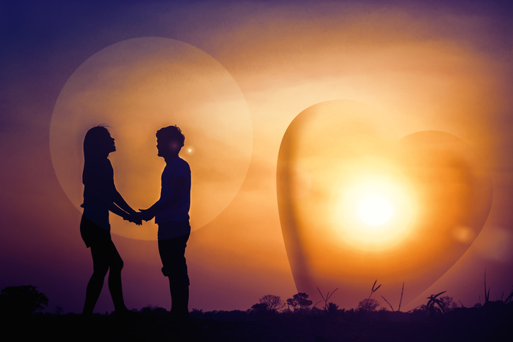 年齢が離れているだけで普通の恋愛の世界がある（写真:iStock）