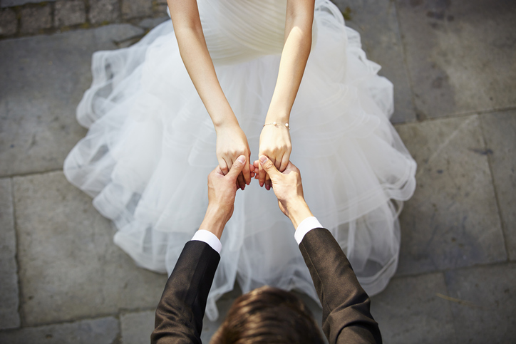 結婚に対してどう思ってるんだろう…（写真:iStock）