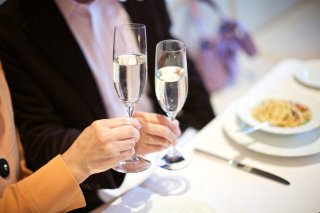 どこからが恋？ 心理から読み解く“女性が恋に落ちる瞬間”