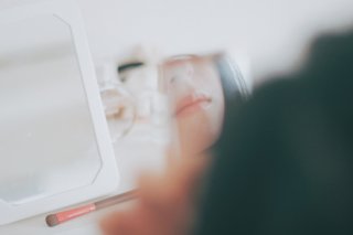 エイジング化粧品に変えるのはいつから？ サインの見極め方