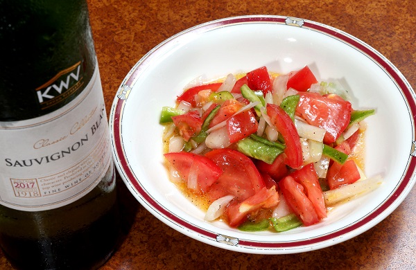 合うお酒＝白ワイン、スパークリングワイン（Ｃ）コクハク