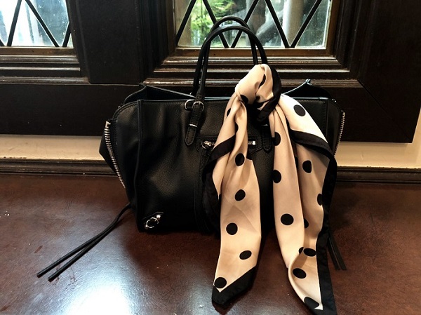 リボンのように結んで（写真:藤田裕美）