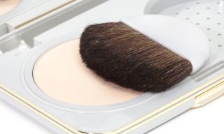 お泊まりはすっぴんメイクで決まり！5分テクで美肌キープ♪