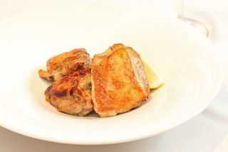 朝仕込んでおけば夜は焼くだけ「鶏モモ肉のソテー香草風味」