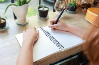 まずは太ってしまった理由と向き合った（写真:iStock）