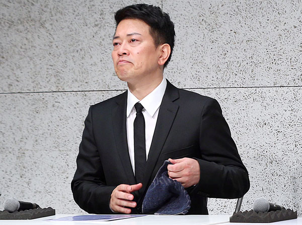 追い打ちをかける“闇営業”問題／（Ｃ）コクハク