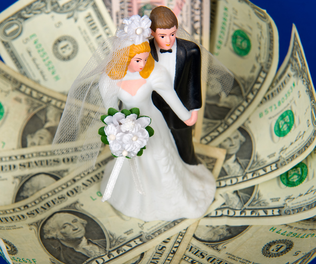 経済力目当てで結婚？（写真:iStock）