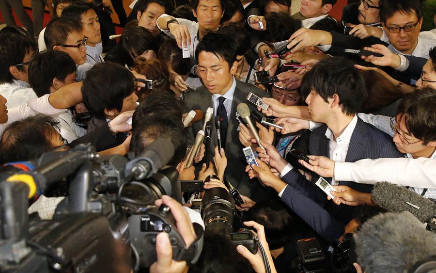 人気者はつらいよ（C）コクハク