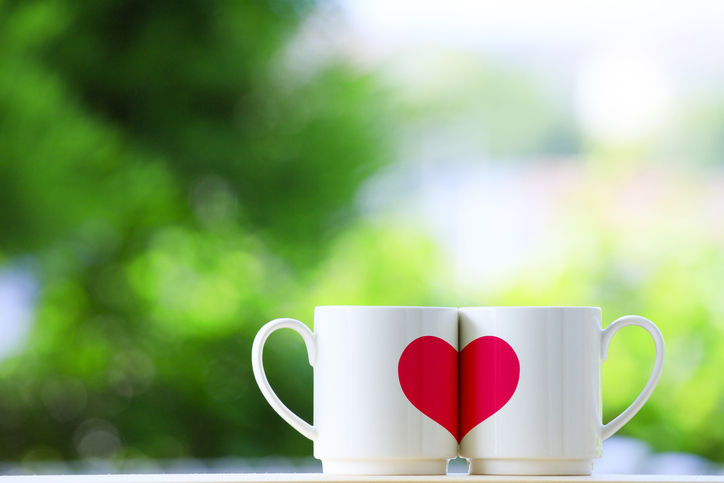 目の前の恋愛を思い切り楽しもう（写真:iStock）