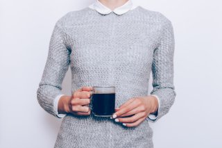 可愛いだけじゃ物足りない！「色気がある」女性の6つの特徴