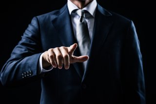 年上のモラハラ夫が妻に繰り出す「卑怯すぎる常套句」3選