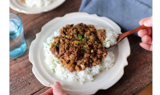 胃袋狙い撃ち!彼に作ってあげたいハンバーグでキーマカレー