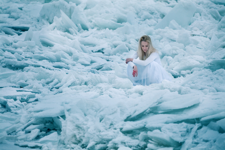 心が凍える…（写真:iStock）