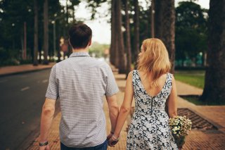 年下彼氏で女子力UP♡ 年下と付き合うメリット5つ&注意点