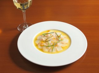 みかんが香る「鯛のカルパッチョせとか風味のビネグレット」