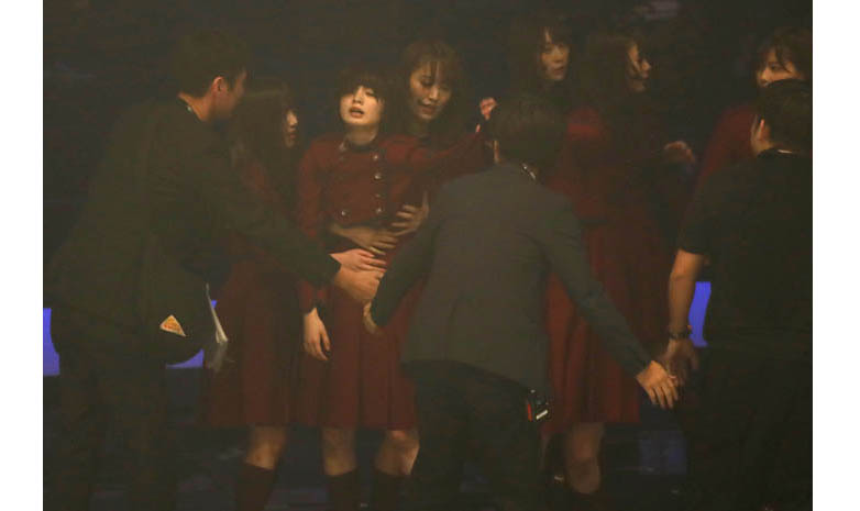 平手は立てていたように見える（Ｃ）日刊ゲンダイ