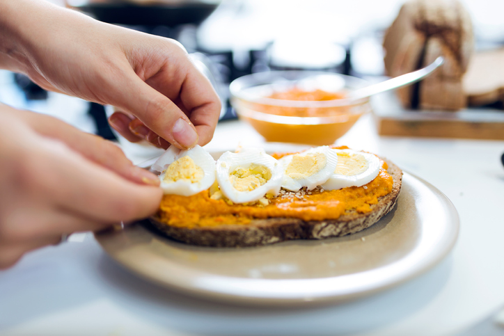 自分の分しか作らない（写真:iStock）