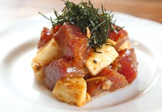 スパイシーさが新しい「カツオと山芋のスパイスオイル和え」