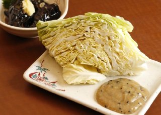 「パリパリキャベツ」今が旬！ 味噌ダレで食べる春キャベツ
