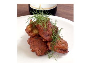 「エビとパクチーと海苔のさつま揚げ」アツアツを食べる幸せ