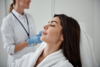 ステロイドの効果はいまひとつでも手術は予定通り行うことに