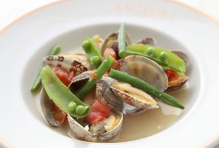 「あさりの白ワイン蒸し」余ったスープで締めはパスタに！