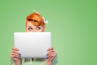 お部屋で楽しむR18 Hな雑誌読み放題に登録したらまさかの…