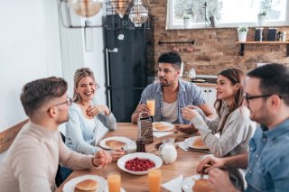 少しずつ会話も知的に（写真:iStock）