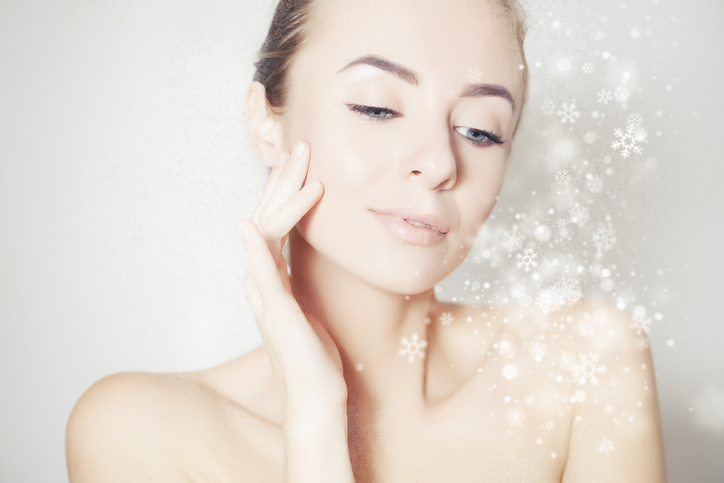 冷やし美容で毛穴レスに（写真:iStock）