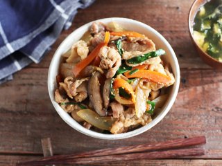 在宅ワークごはんを応援#1 豚バラプルコギ丼で元気チャージ