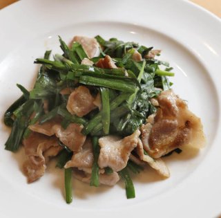 「ニラトン」高知県が誇る日本一のニラをふんだんに使って