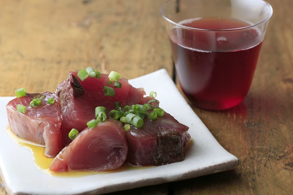 合う酒＝ロゼの泡、軽めの赤（Ｃ）コクハク