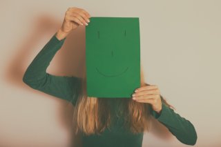 地味顔女性の5つの特徴&可愛く変身させるメイクポイント♪