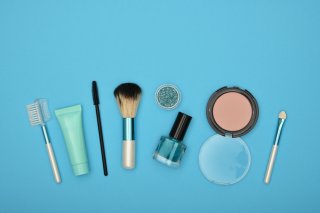 オンライン映えを狙うなら…?買ってはいけない3つのコスメ