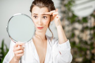 ファンデドロドロを阻止！ 肌のテカりの原因＆抑える方法6選