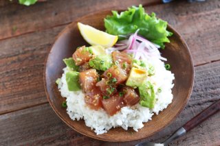 在宅ワークごはんを応援#2 鮪とアボカドのアヒポキプレート