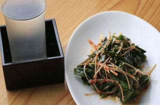 シャキシャキ食感の「ゴニラ」味付はごま油とコチュジャンで