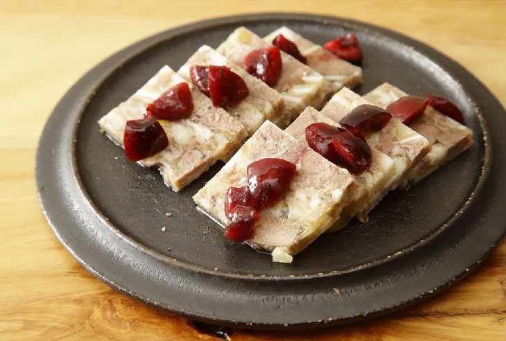 合う酒=赤ワイン（Ｃ）コクハク