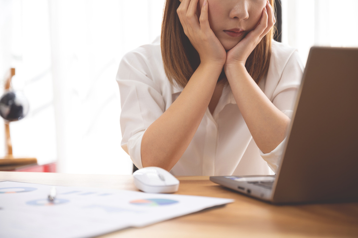 ネガティブ思考から抜け出せない（写真:iStock）