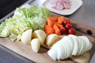 ゴロゴロッと食べ応えのある大きさにするのもぐっち夫婦流