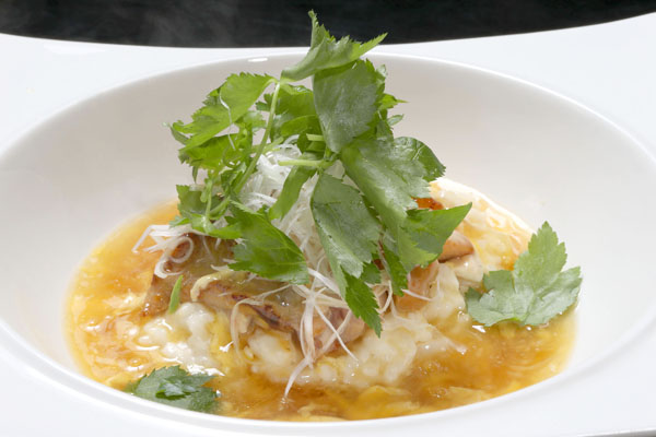 合う酒＝赤ワイン・白ワイン（Ｃ）コクハク