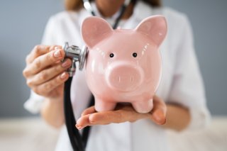 手術や入院だけじゃない！傷病手当金は働く人のピンチを救う