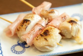 ネギをガリにチェンジ！「ガリ間の串焼き」はビールのアテに