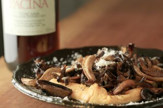 「きのこのオーブンオムレツ」いつものキノコが特別な味に