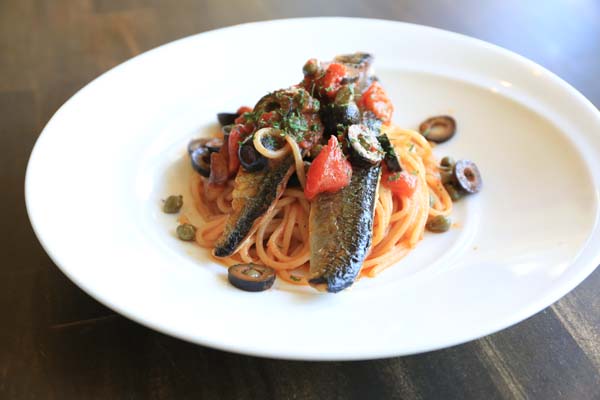 合う酒＝白ワイン（Ｃ）コクハク