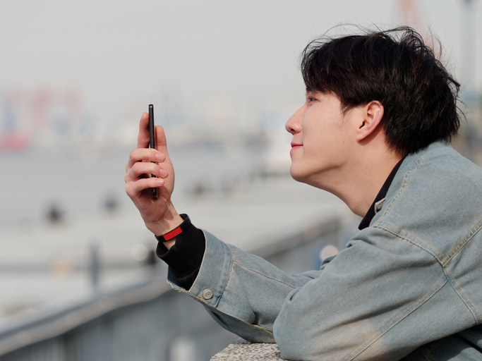 LINEテクで意中の彼のハートをゲット♡（写真:iStock）