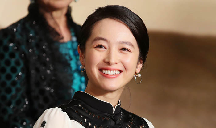 結婚の“決め手”は「誠実」だった？（C）日刊ゲンダイ